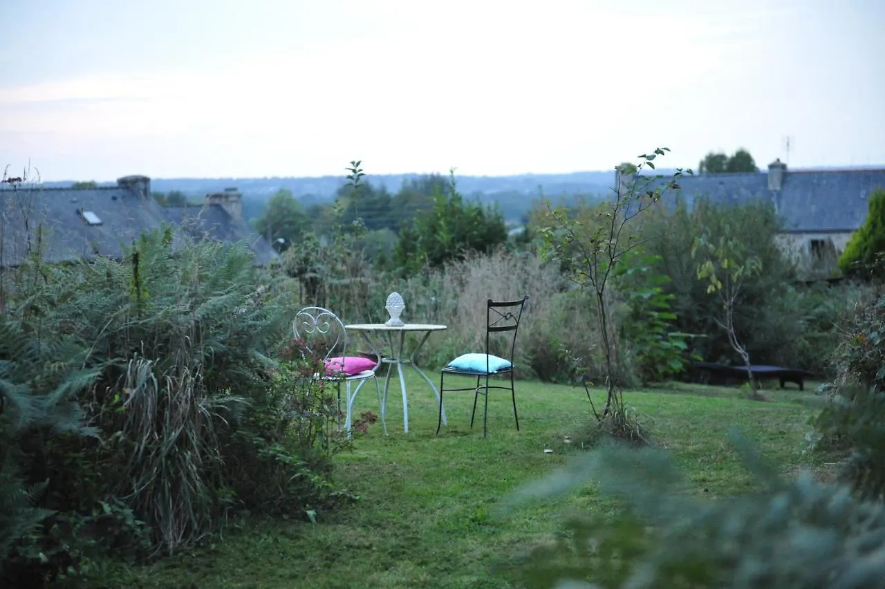 Bed and Breakfast Demeure De Kergoguen à Plougonver France